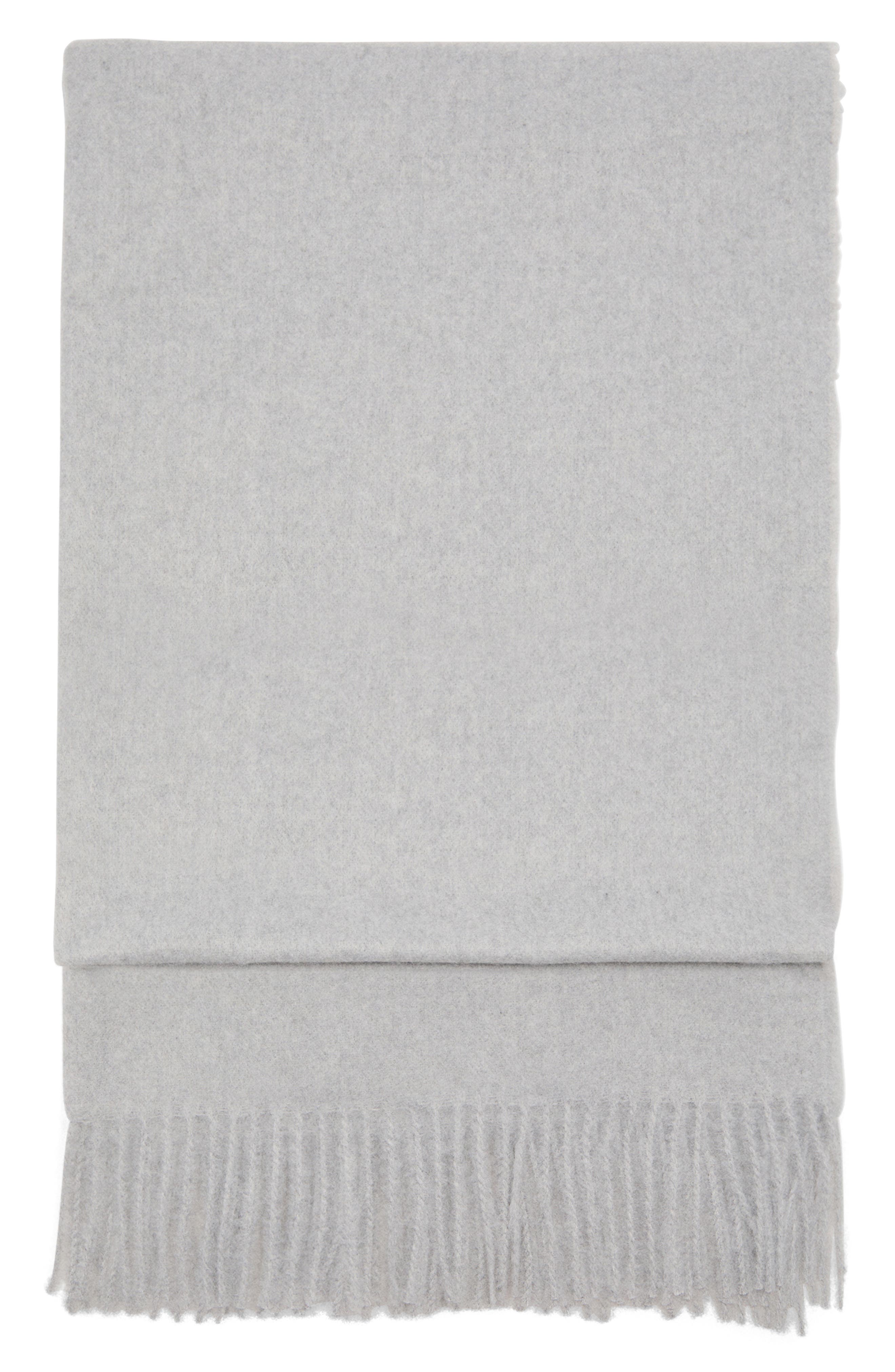 LIGHT HEATHER GREY