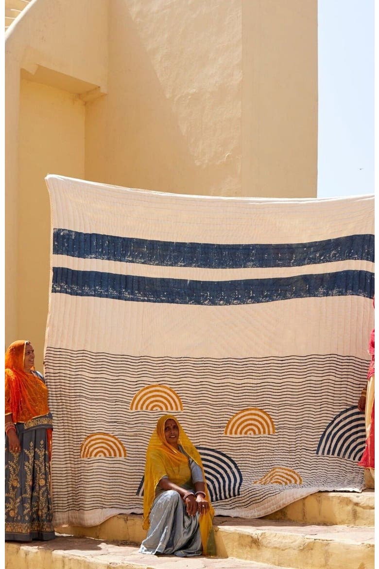 SPIRAL Sunset Quilt Bedding Set With 2 Shams, Alternate, color, white, yellow, blue