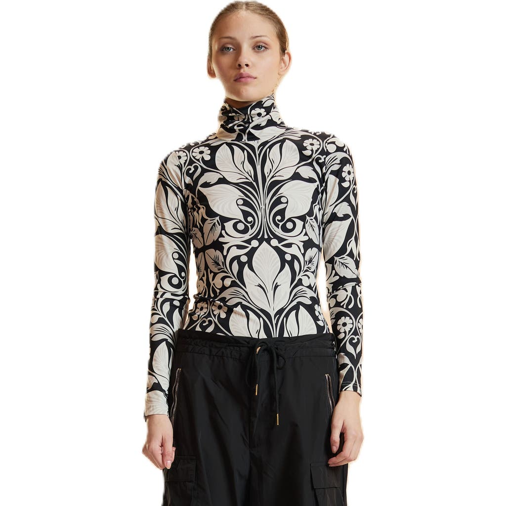 Cynthia Rowley Turtle Neck Lycra Top In Black