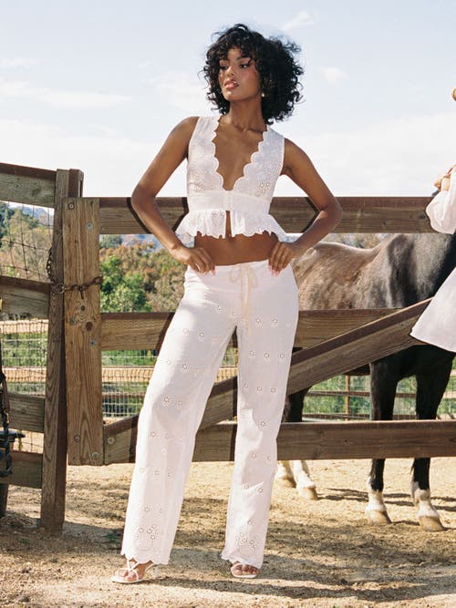 Miss Circle Raia Eyelet Wave Trim Crop Vest Top In White