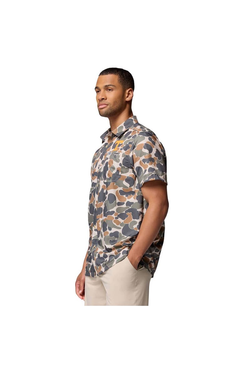 Men's Columbia Camo Tennessee Volunteers Super Slack Tide Omni-Wick Button-Up Shirt, Alternate, color, Camo