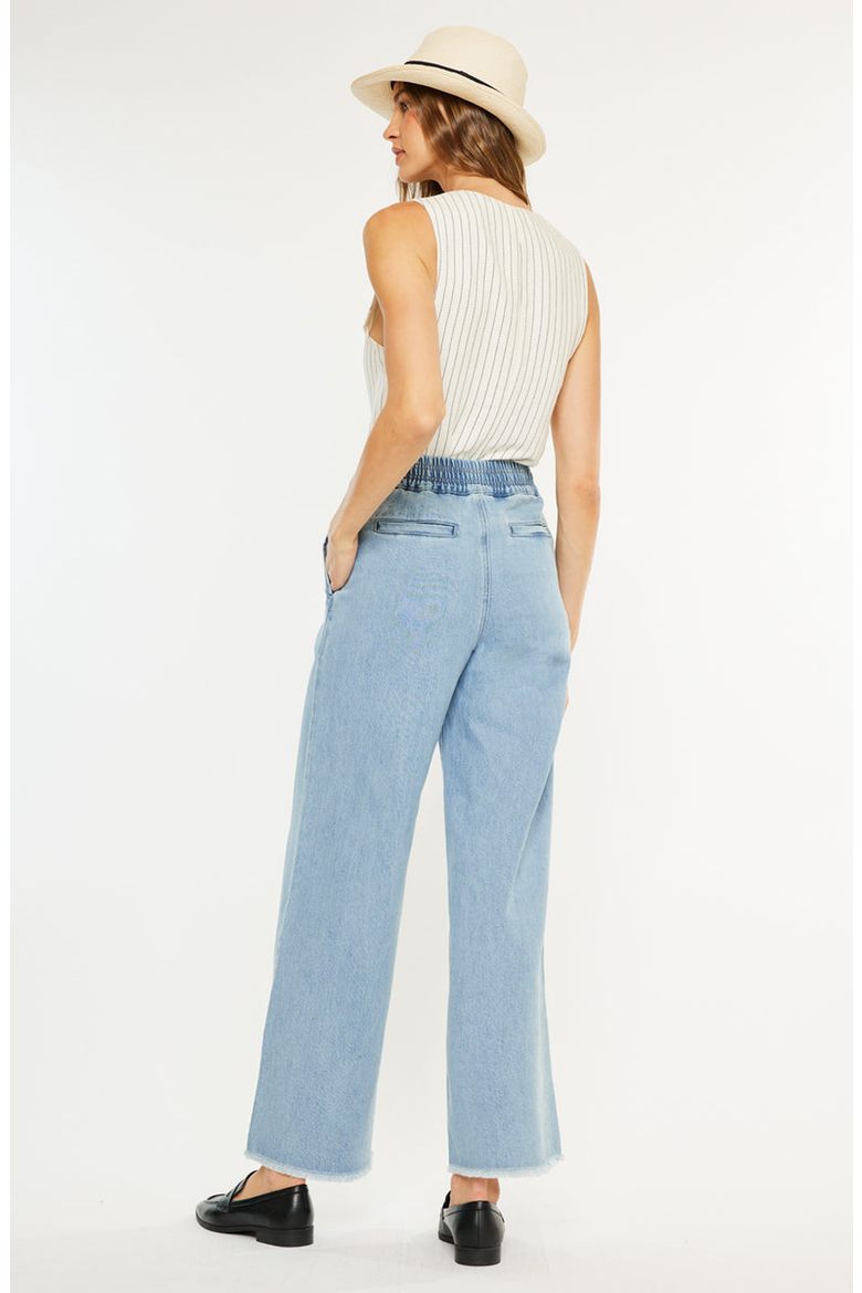 Dia Ultra High Rise Wide Leg Jeans, Alternate, color, Light Wash