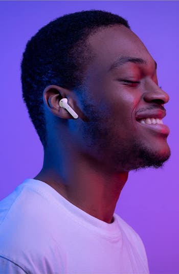 iTouch Wireless Earbuds