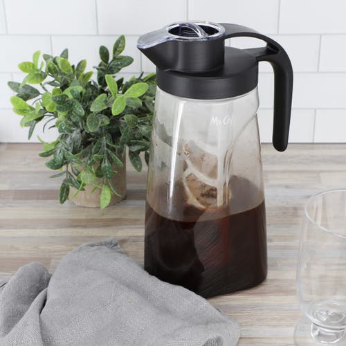 Mr Coffee Mr. Coffee Wrenley 67 Ounce Plastic Cold Brew Coffee Pitcher With Nylon Mesh Filter In Transparent