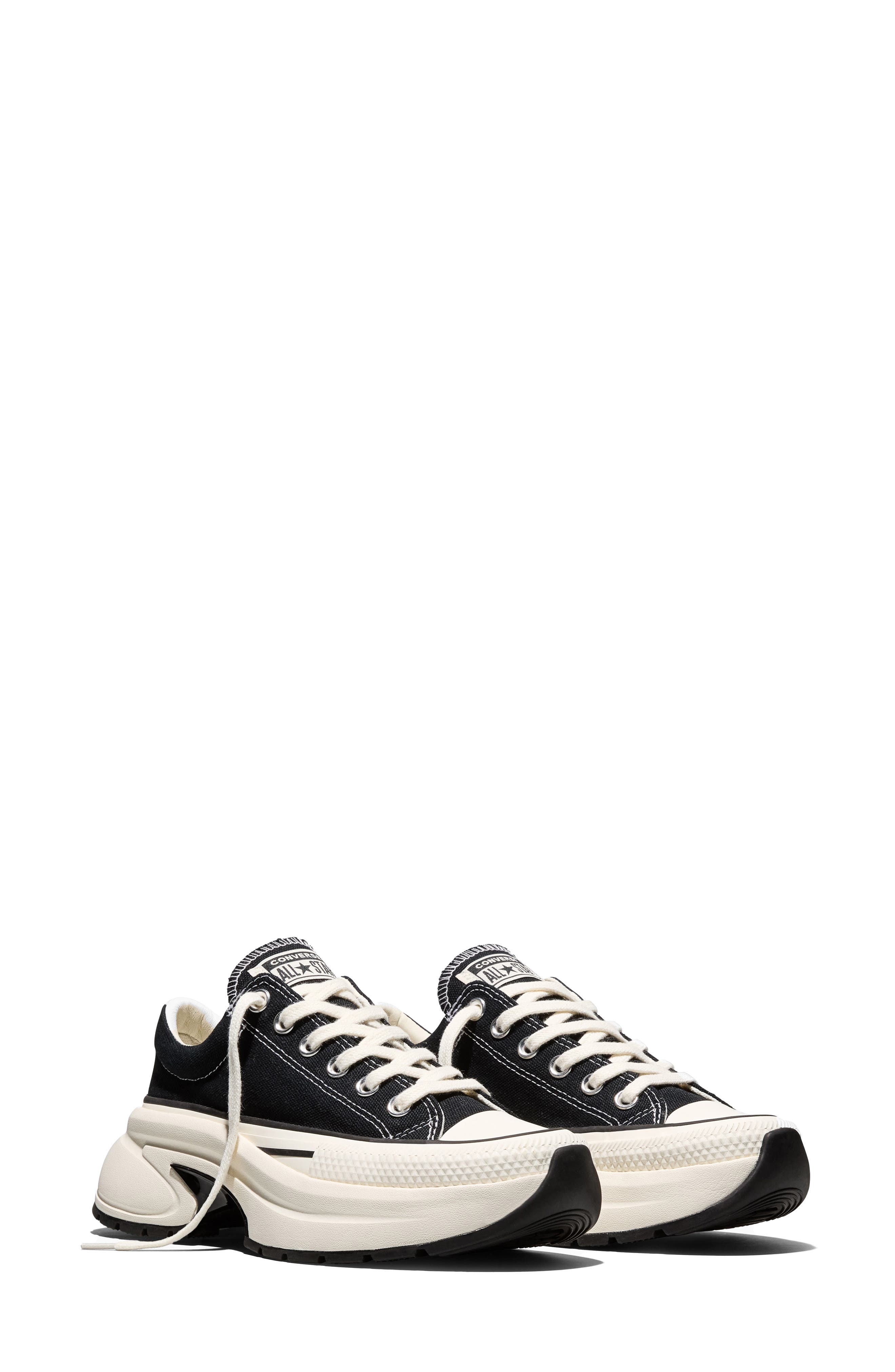 Run Star Crush Low Top Sneaker, Alternate, color, BLACK/EGRET/BLA