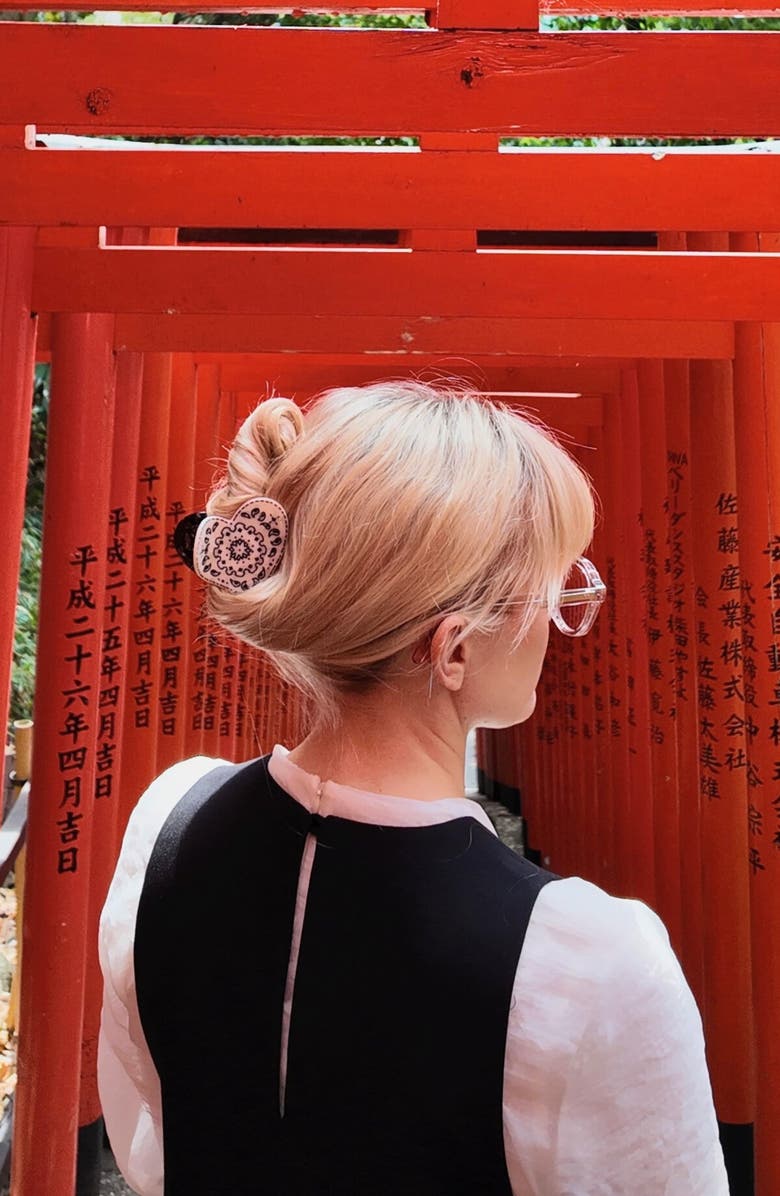 Solar Eclipse Paisley Heart Claw Hair Clip, Alternate, color, Black / White