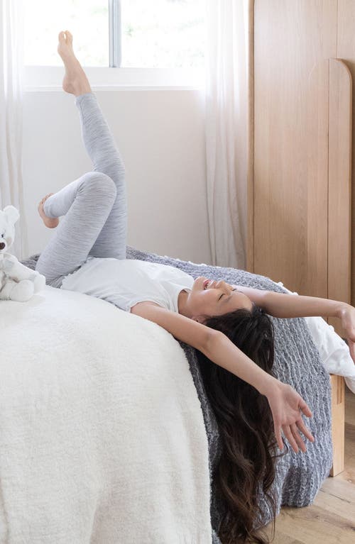LITTLE GIRAFFE LITTLE GIRAFFE PLUSH THROW BLANKET 
