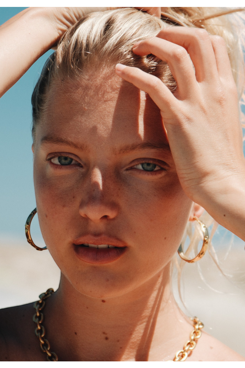 Levi Hoops, Alternate, color, Gold