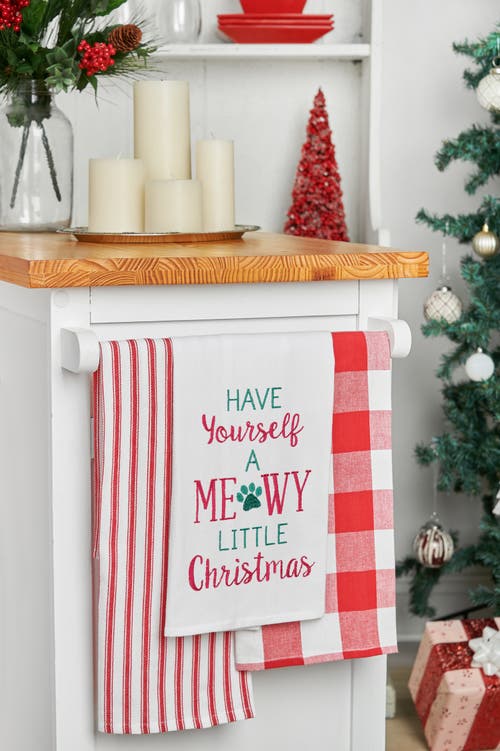 C & F Home C&f Home Meowy Christmas Embroidered Flour Sack Kitchen Towel Set Of 2 In White