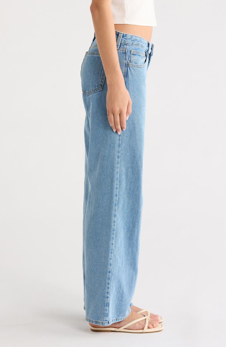 PacSun Zoe Low Rise Girlfriend Jeans, Alternate, color, Light Indigo