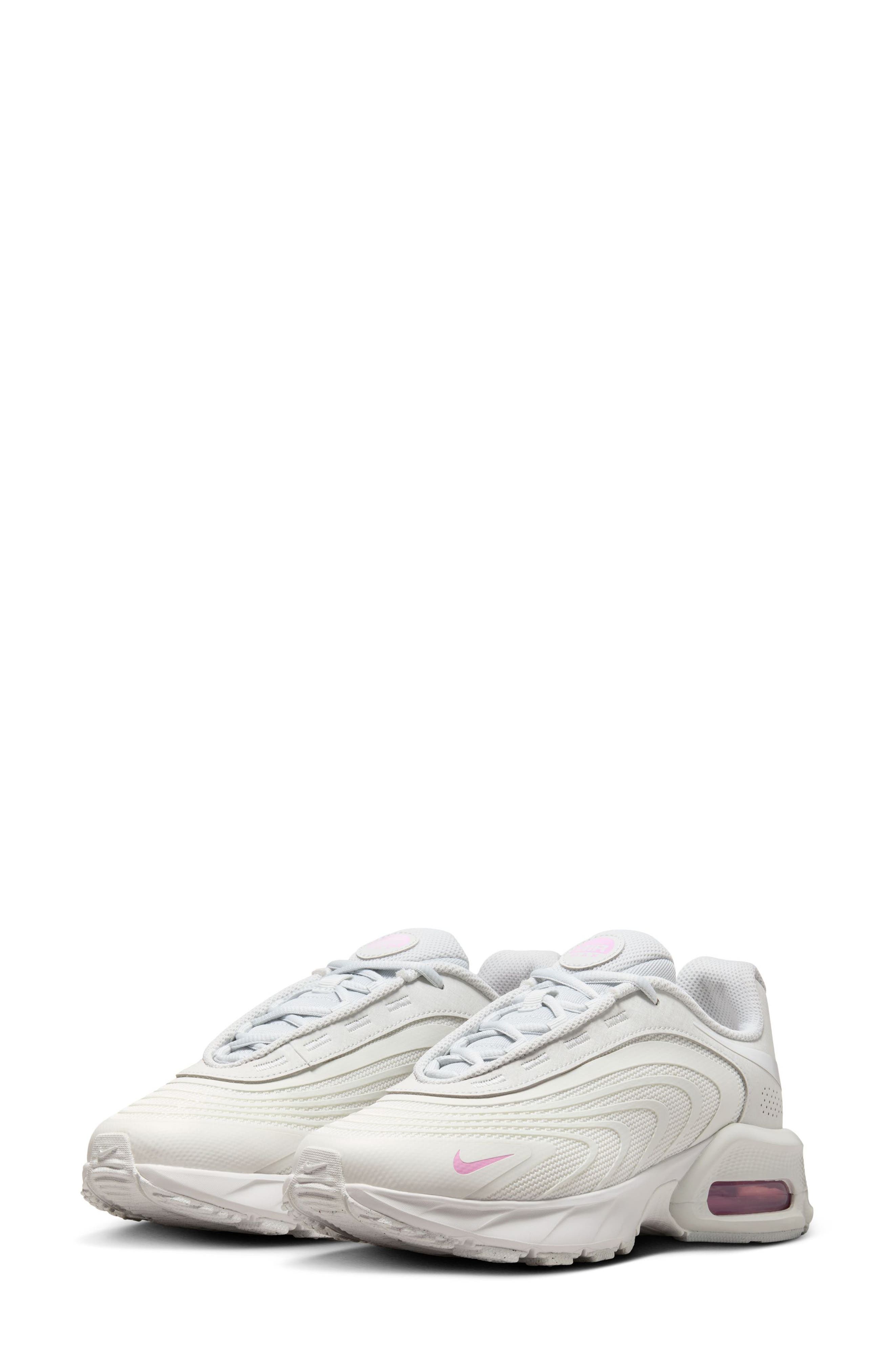 Summit White/ White/ Dust
