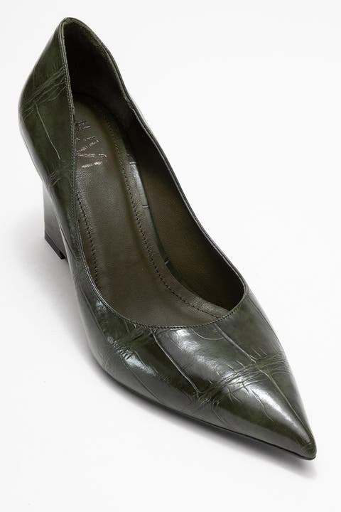 Puera Pointed Toe Wedge Pump (Women)