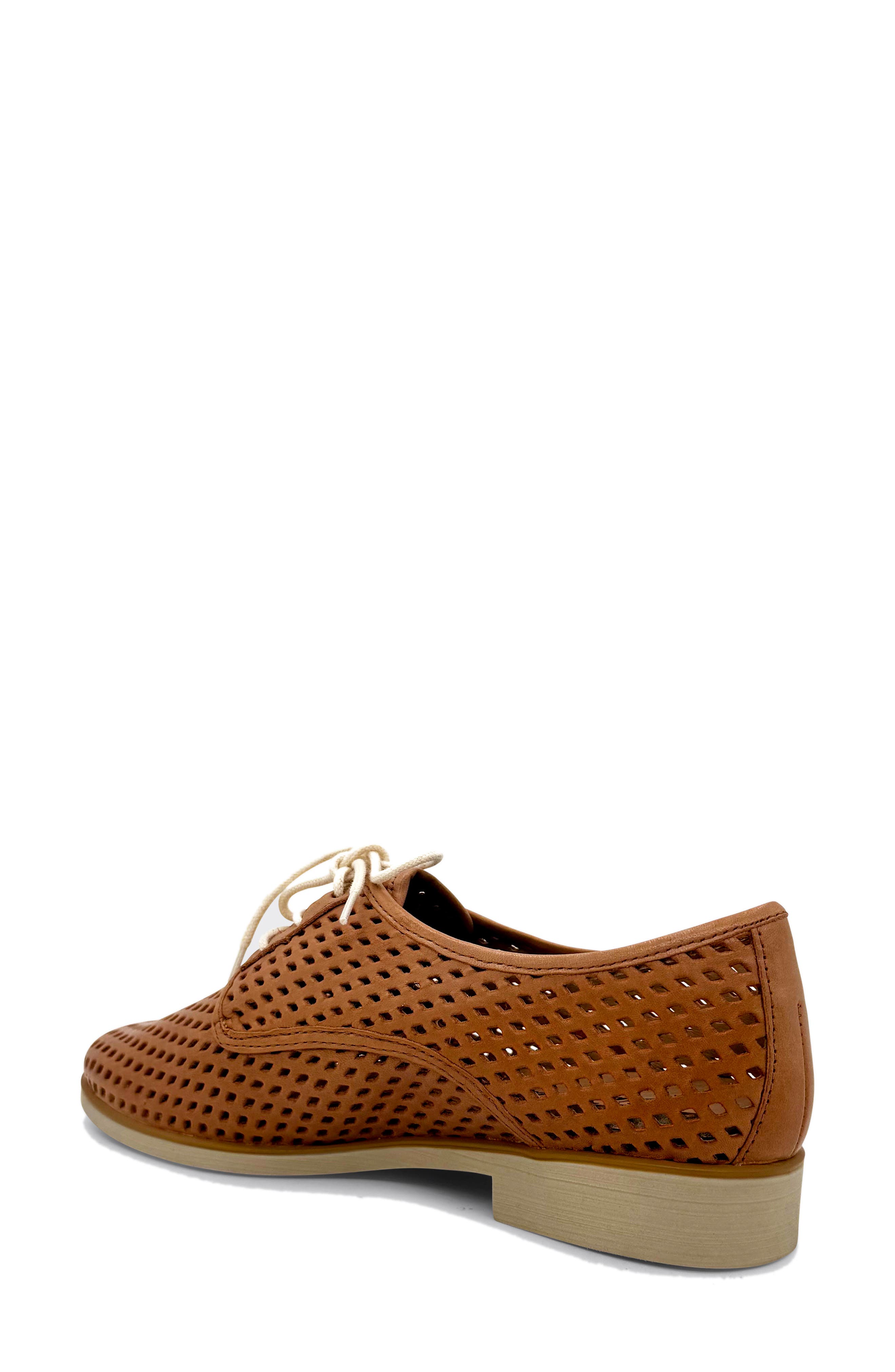 CHELSEA CREW Woody Perforated Derby, Alternate, color, Tan