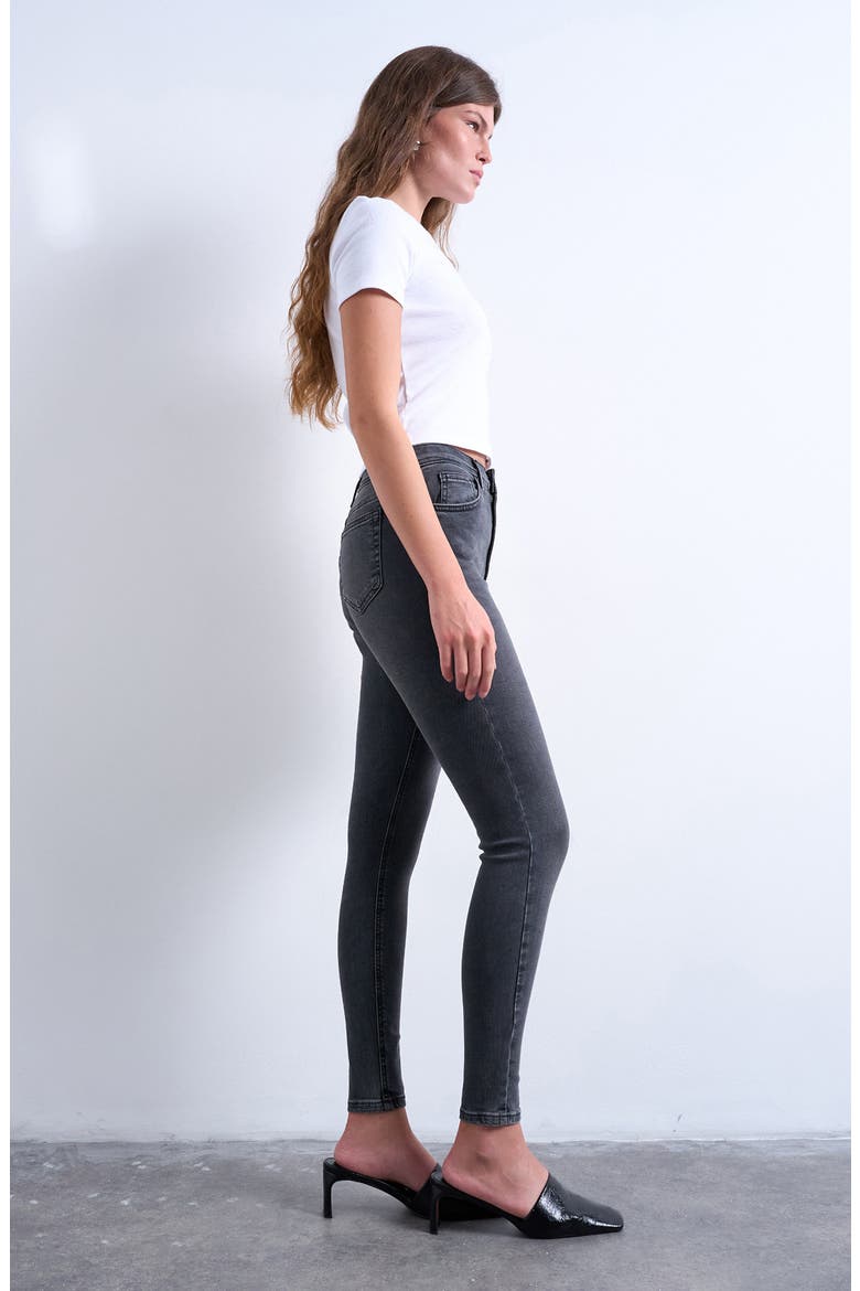 Jamie High Waist Skinny Jeans, Alternate, color, BLACK