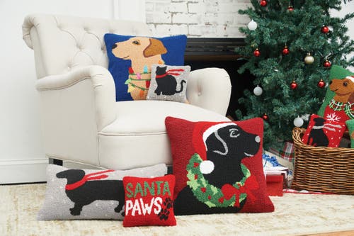C & F Home C&f Home Lab & Wreath Hooked Christmas Throw Pillow, 18" X 18" In Red