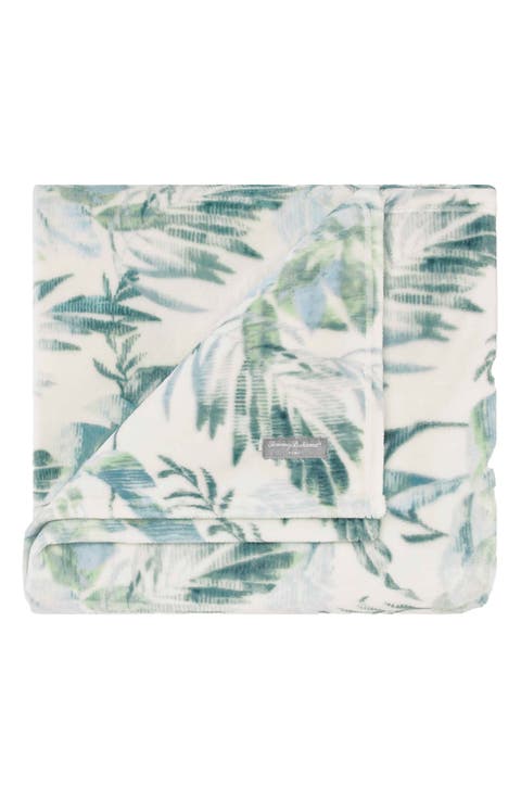 Wallpaper Leaves Fleece Throw Blanket