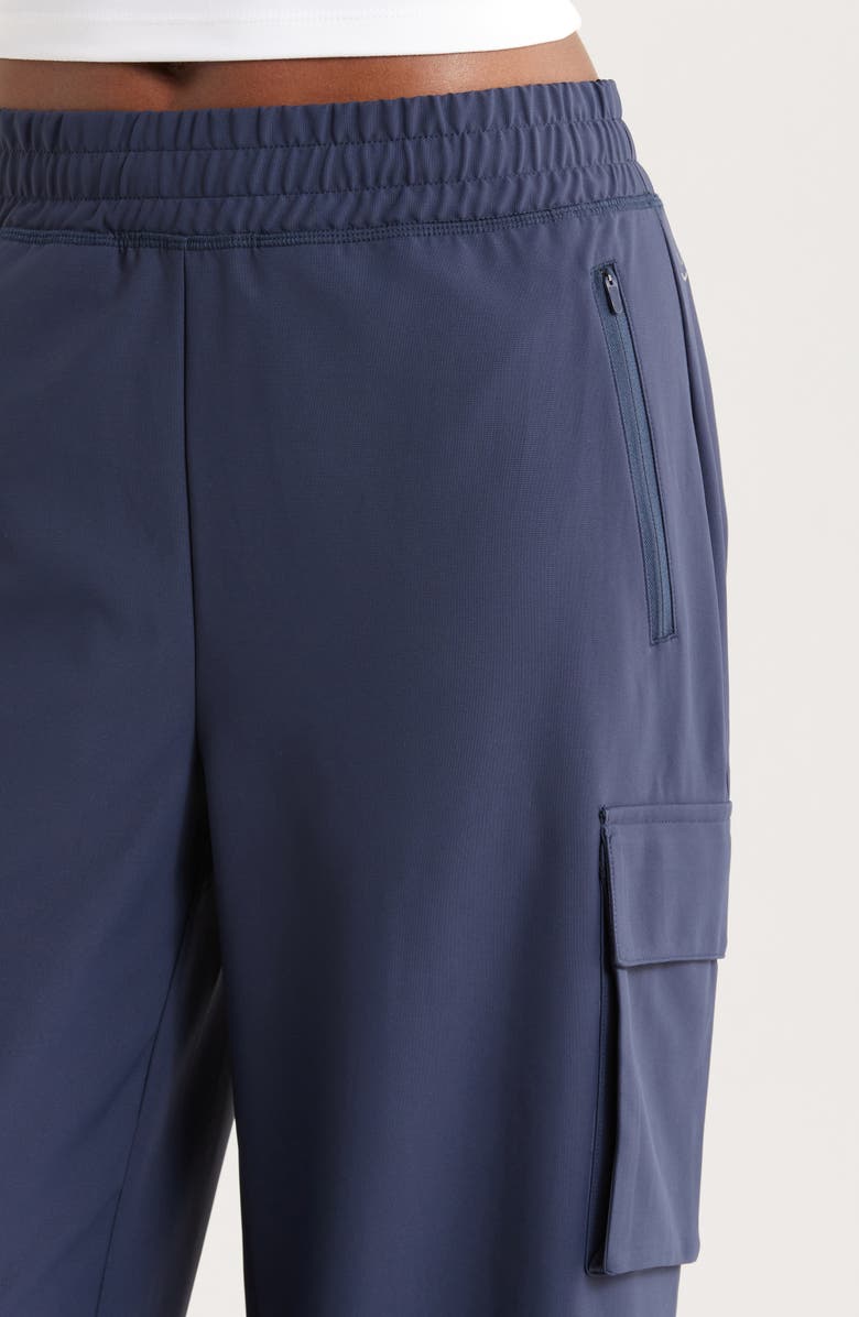 Beyond Yoga City Chic Cargo Pants, Alternate, color, Nocturnal Navy