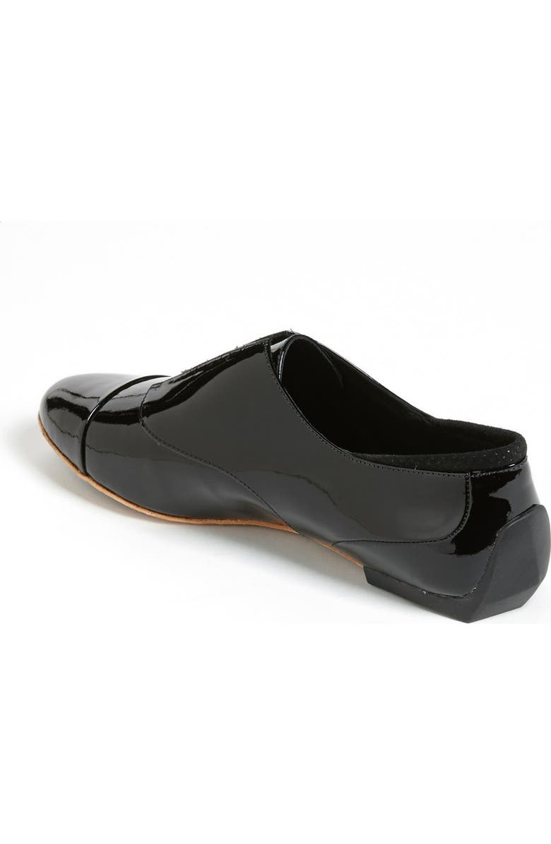 Tsubo 'Rylee' Flat, Alternate, color,