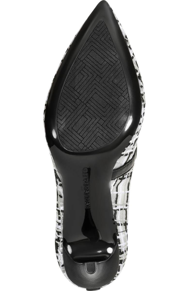KARL LAGERFELD Royale Whimsy Pointed Toe Pump, Alternate, color, Black Multi