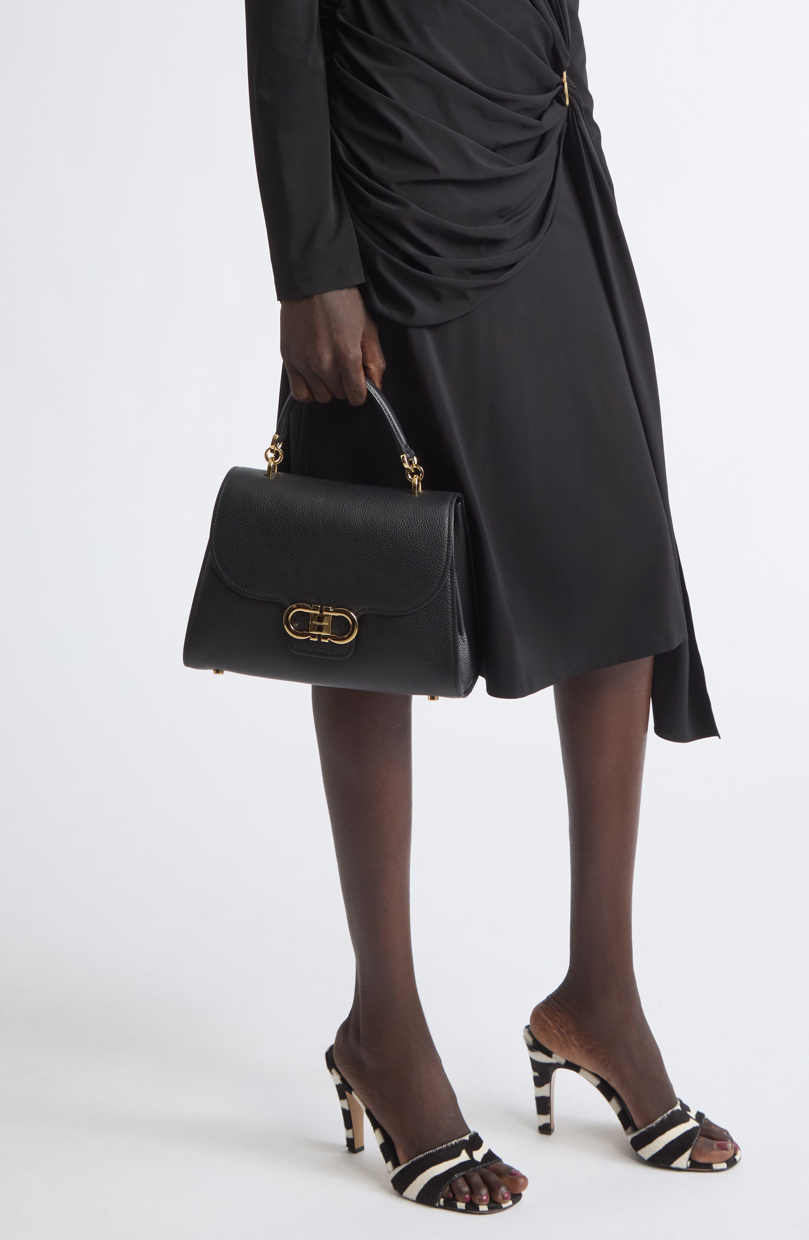 Medium Double Gancini Leather Top Handle Bag, Alternate, color, NERO