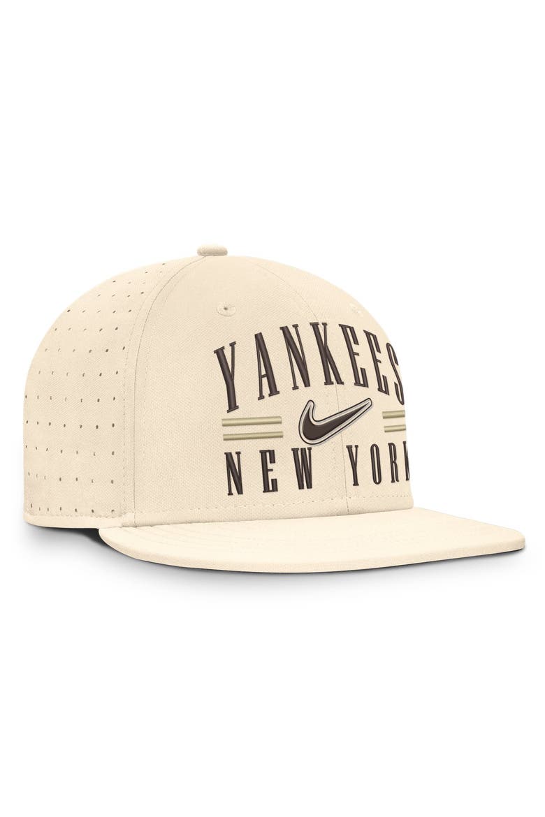Men's Nike Natural New York Yankees True Dri-FIT AeroBill Fitted Hat, Alternate, color, Natural