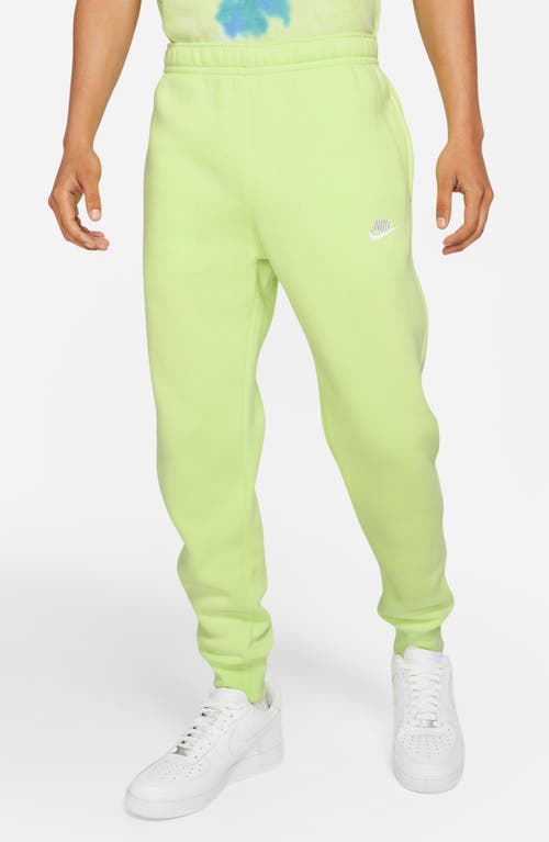 Nike Sportswear Club Pocket Fleece Joggers In Green