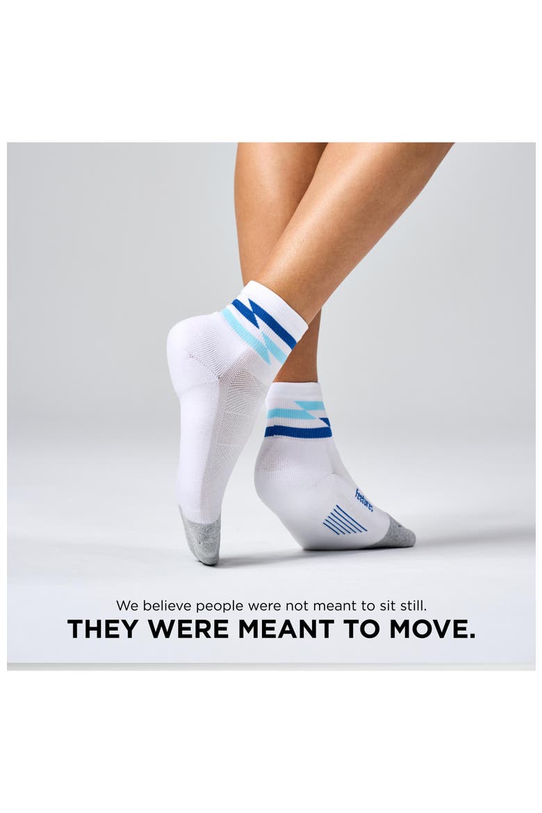 Elite Light Cushion Quarter Solid  Sport Sock with Targeted Compression, Alternate, color, Blue Stripe