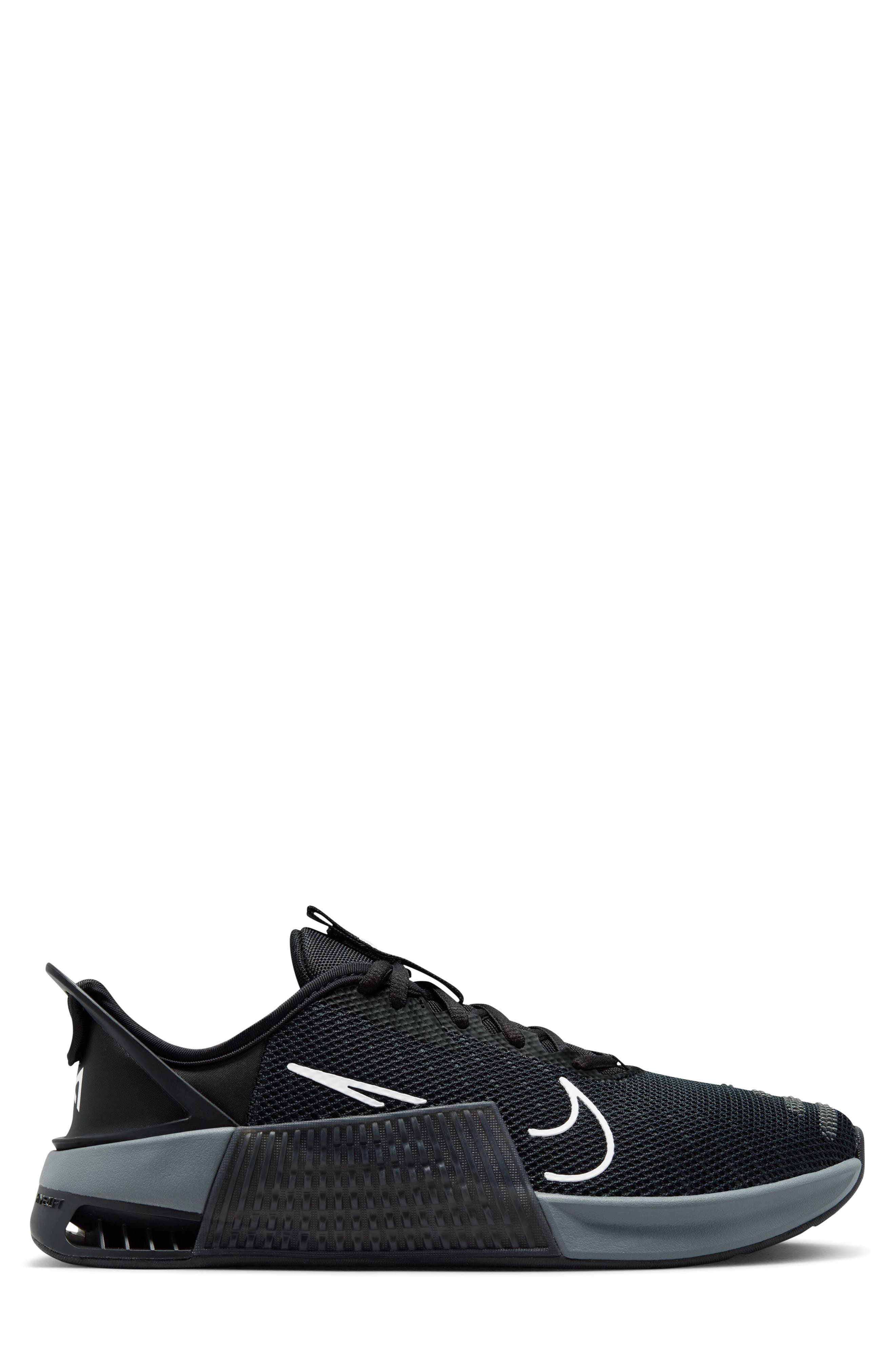 Nike Metcon 9 FlyEase Training Shoe, Alternate, color, 