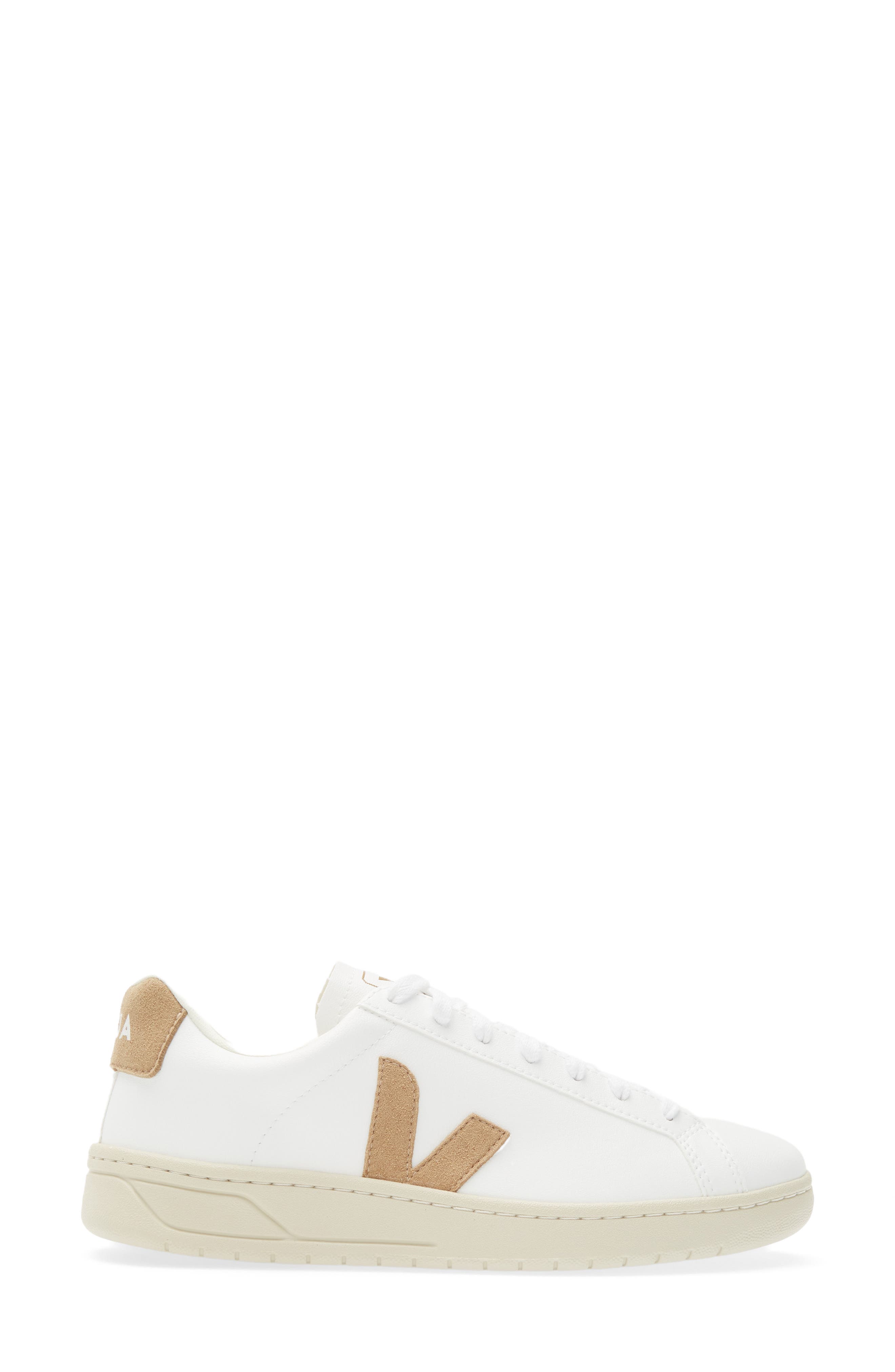 Veja Urca CWL Sneaker, Alternate, color, 