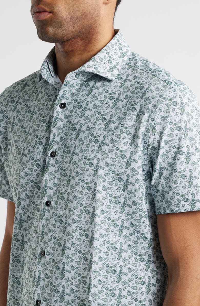 Stone Rose Trim Fit Techno Stretch Skulls Print Short Sleeve Performance Button-Up Shirt, Alternate, color,