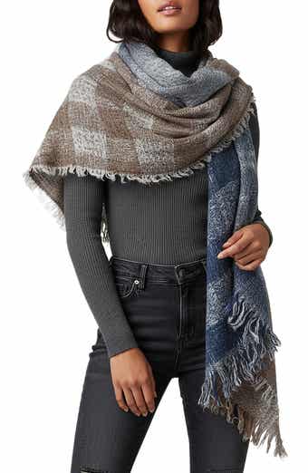 SAACHI Gradient Stripe Fringe Scarf
