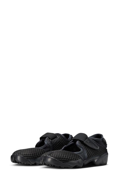 Air Rift Sneaker (Women)