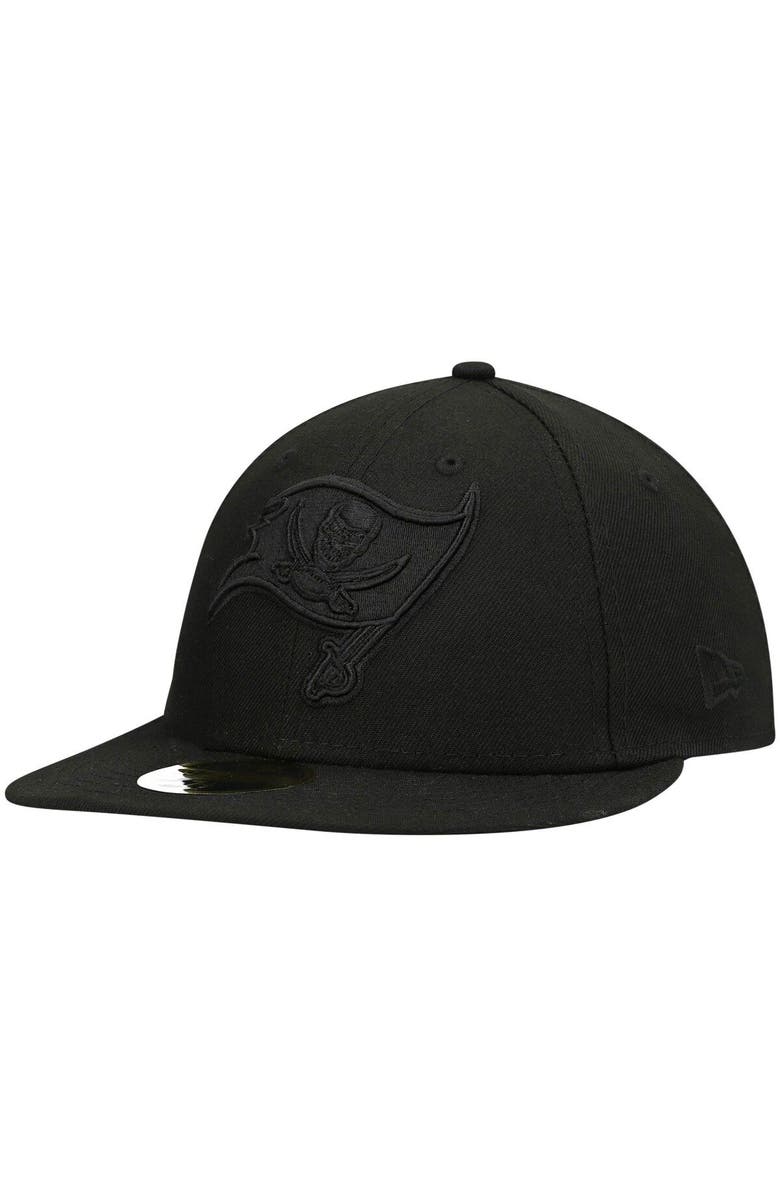 New Era Men's New Era Black Tampa Bay Buccaneers Black on Black Low Profile 59FIFTY II Fitted Hat, Main, color, 
