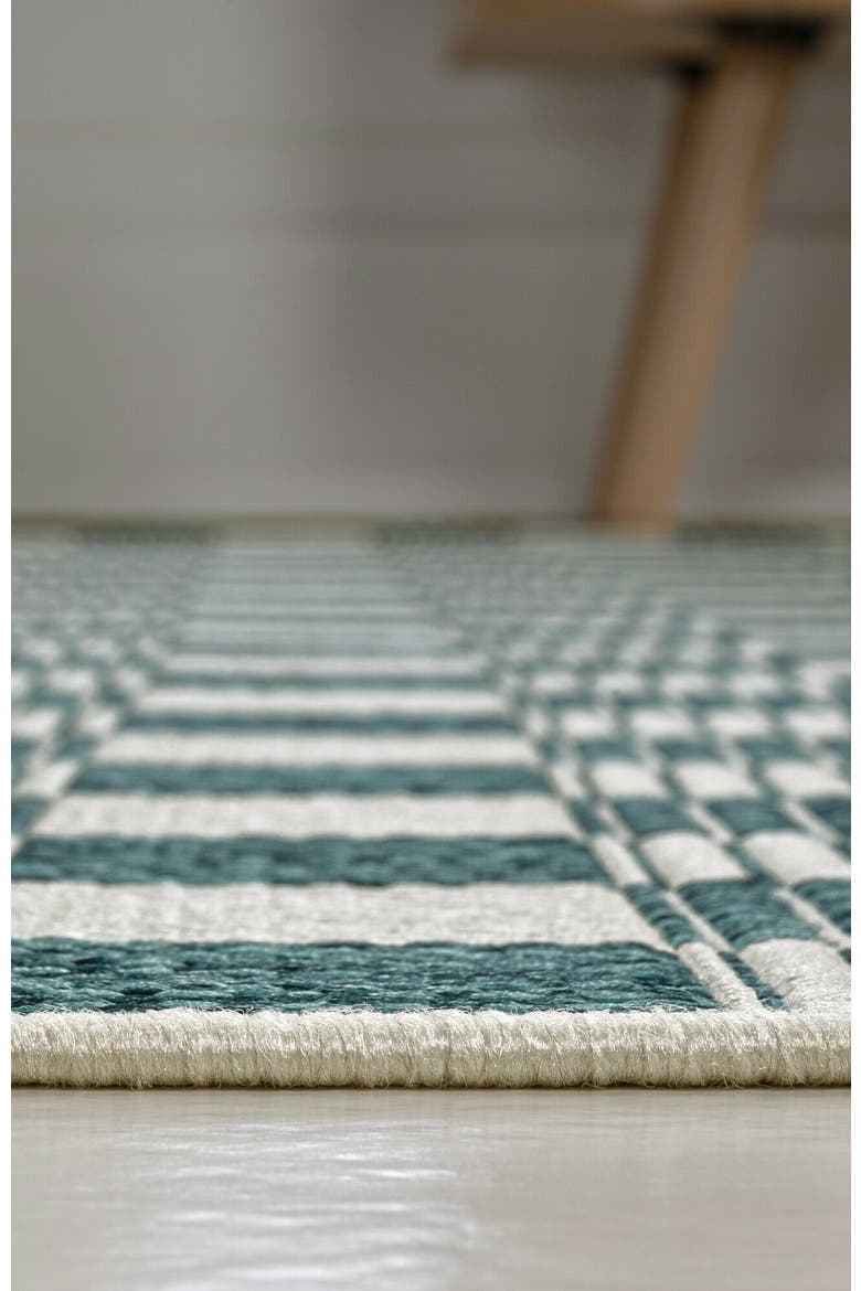 Aimee Traditional Cottage Checkerboard Indoor/Outdoor Area Rug, Alternate, color, Turquoise/Cream