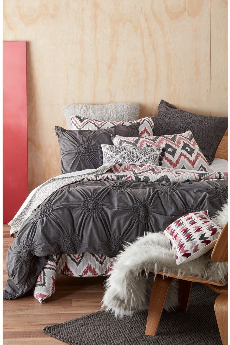 Cuddle Up Faux Fur Throw, Alternate, color, GREY LUNAR TEXTURE