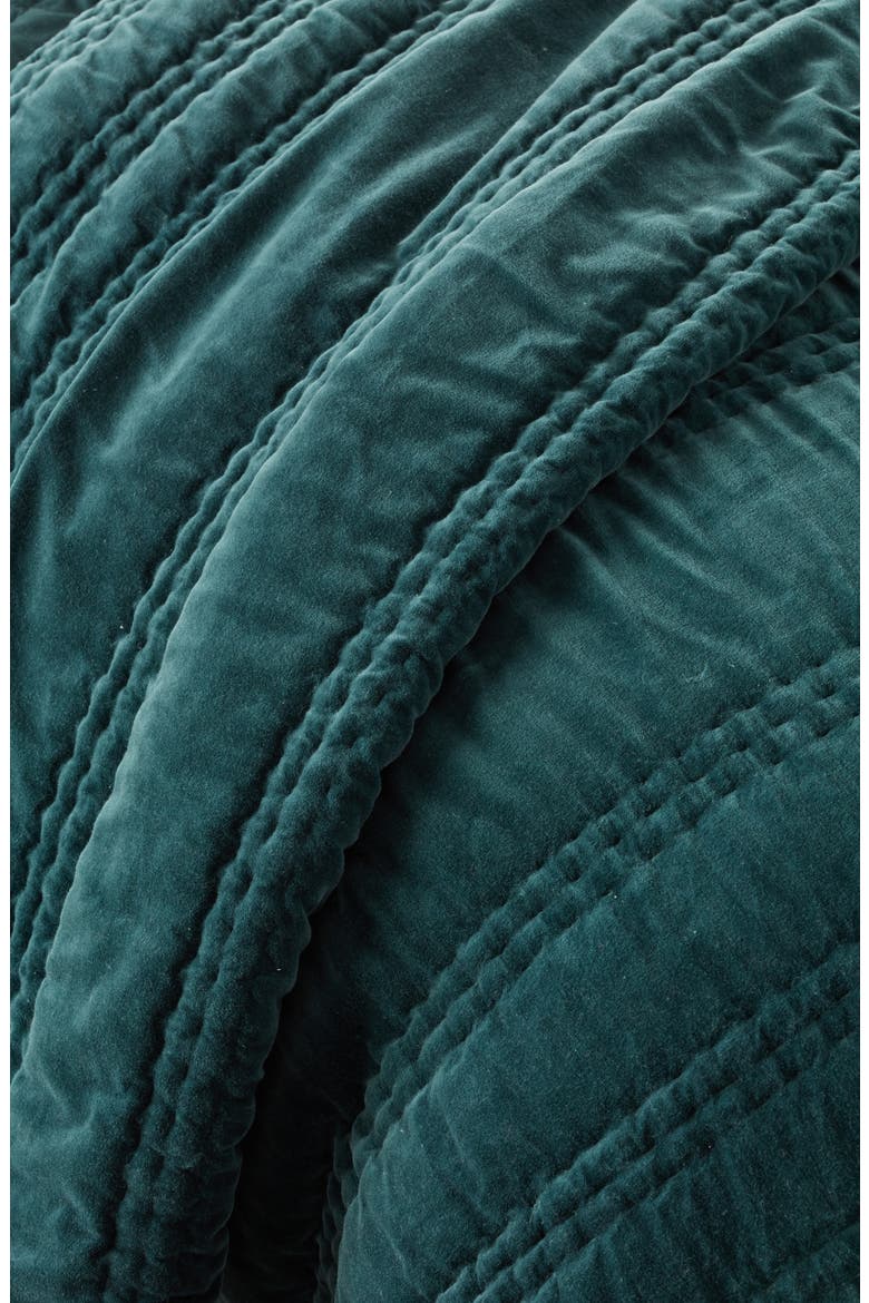 Velveteen Quilt & Shams Set, Alternate, color, GREEN GABLES