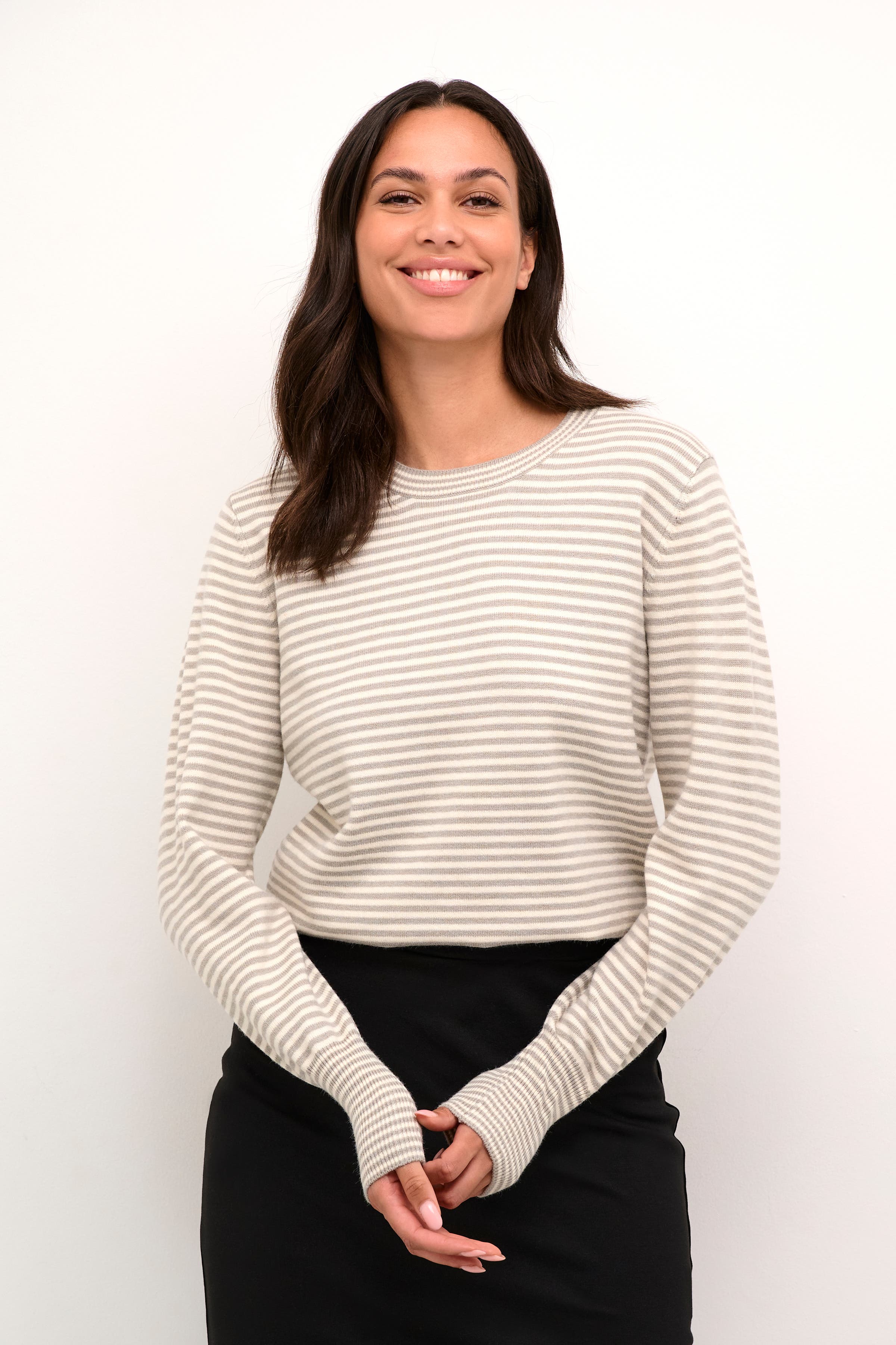 Kanala Round Neck Tight Knit Pullover - image 3