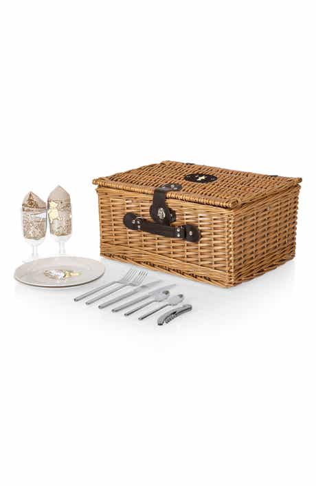 Picnic Time x Disney Winnie the Pooh Classic Picnic Set