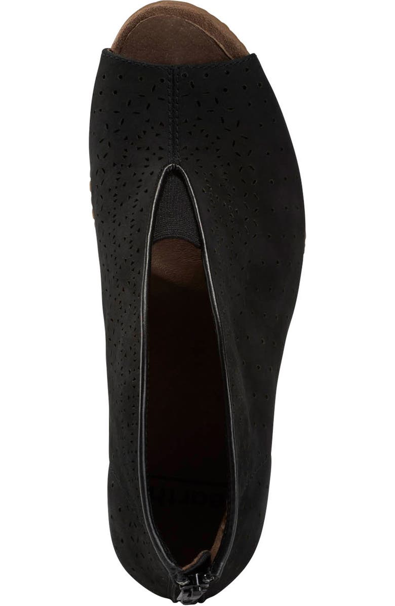 Earth<sup>®</sup> Calgery Quebec Sandal, Alternate, color,