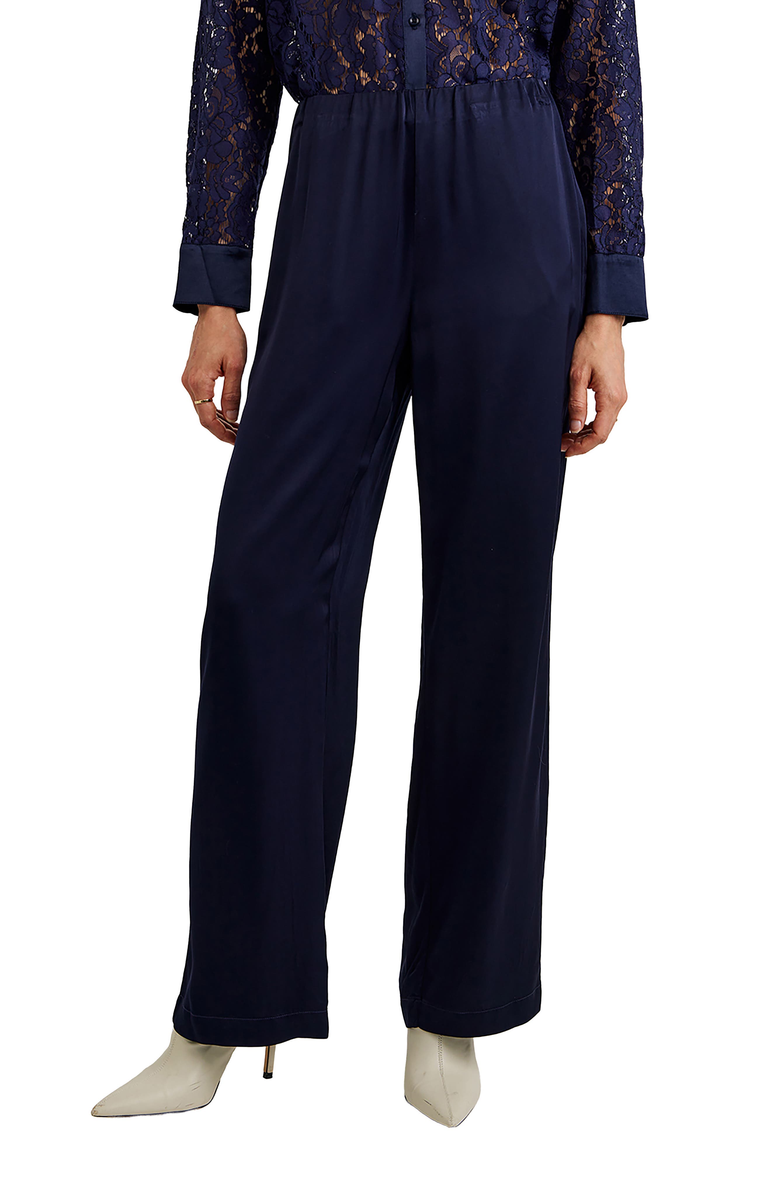 Sleek Wide Leg Pull-On Pants