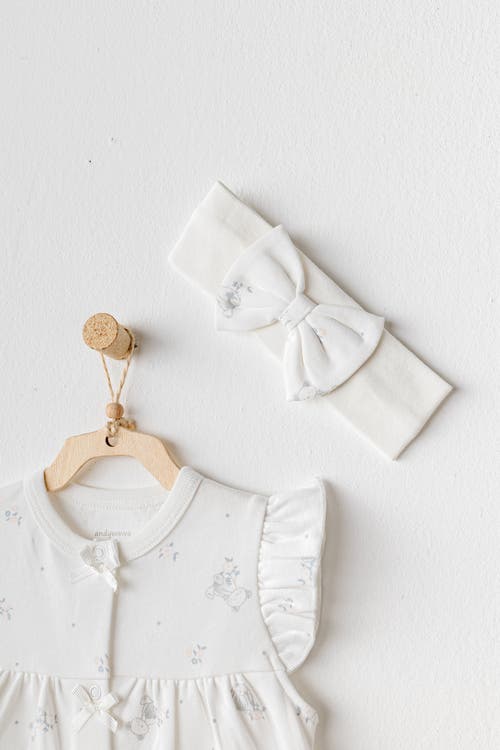 Andy Wawa Cuddly Romper Ruffle Band Set In Ecru