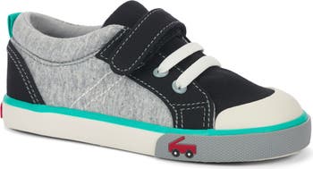 Tanner Sneaker