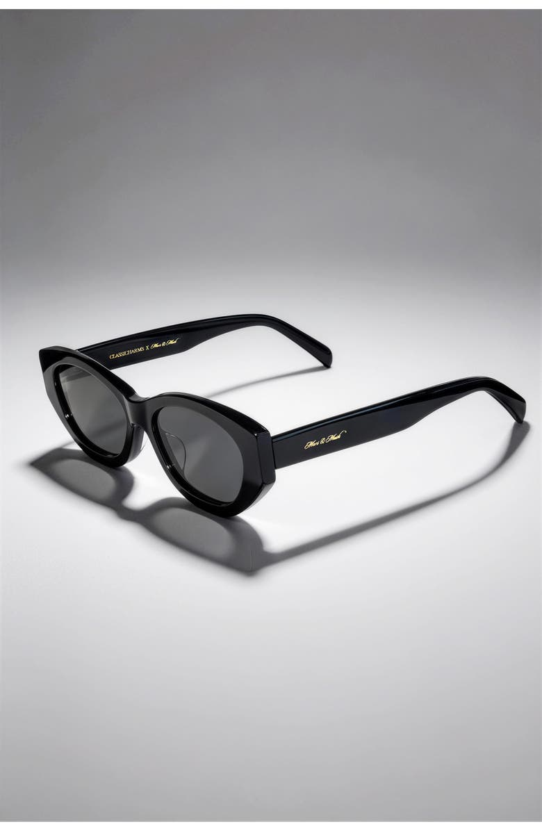 Classicharms Arc Oval Frame Sunglasses, Alternate, color, Black