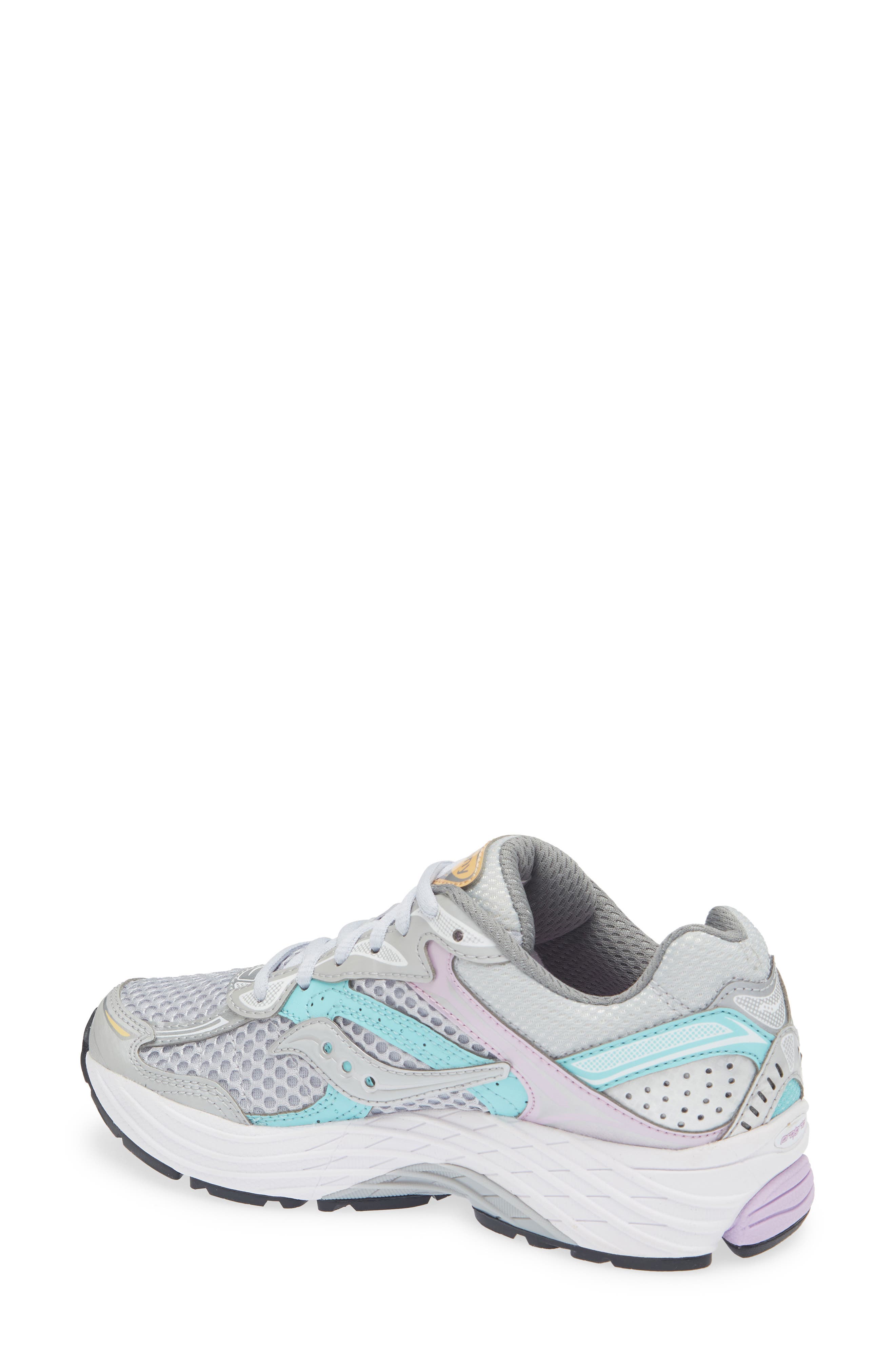 Saucony Gender Inclusive ProGrid Omni 9 Sneaker, Alternate, color, Grey/ Orchid