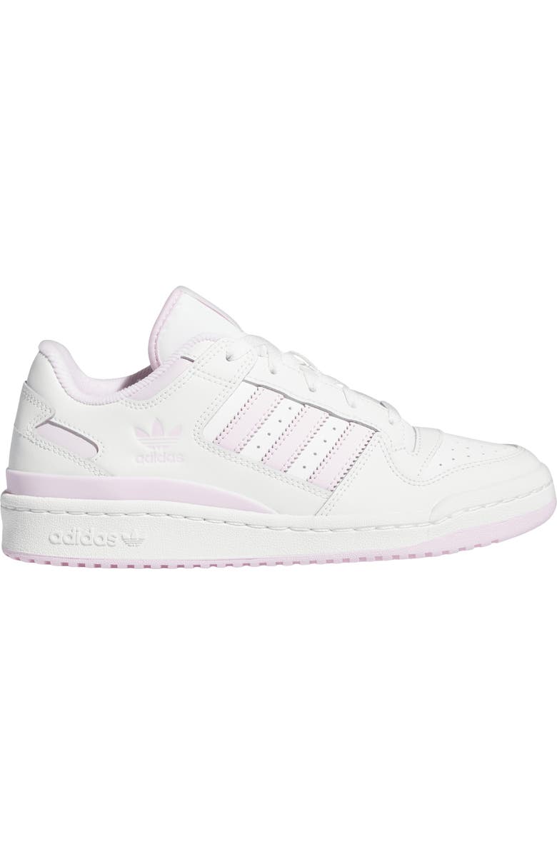 adidas Forum Low Basketball Sneaker, Alternate, color, Clowhi/Clp