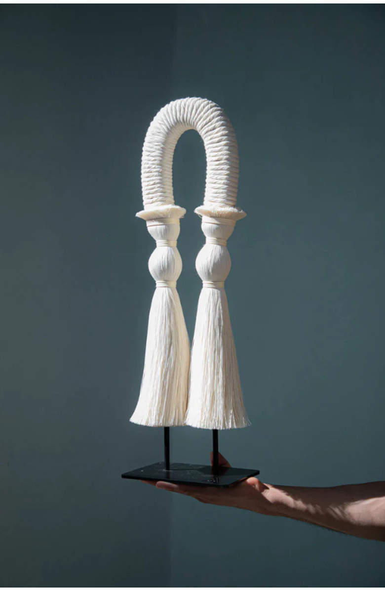 Caralarga Aldeana Sculpture, Main, color, White