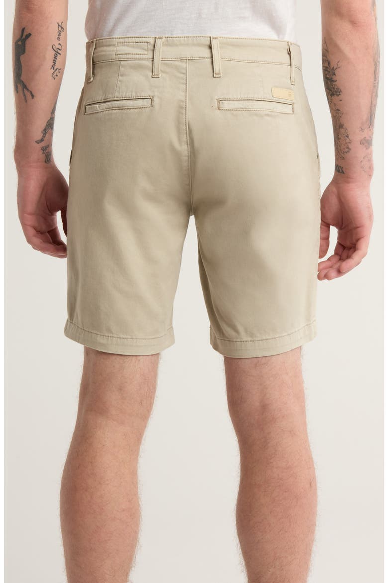 Wanderer 8.5-Inch Stretch Cotton Chino Shorts, Alternate, color, SULFUR DESERT DUNE