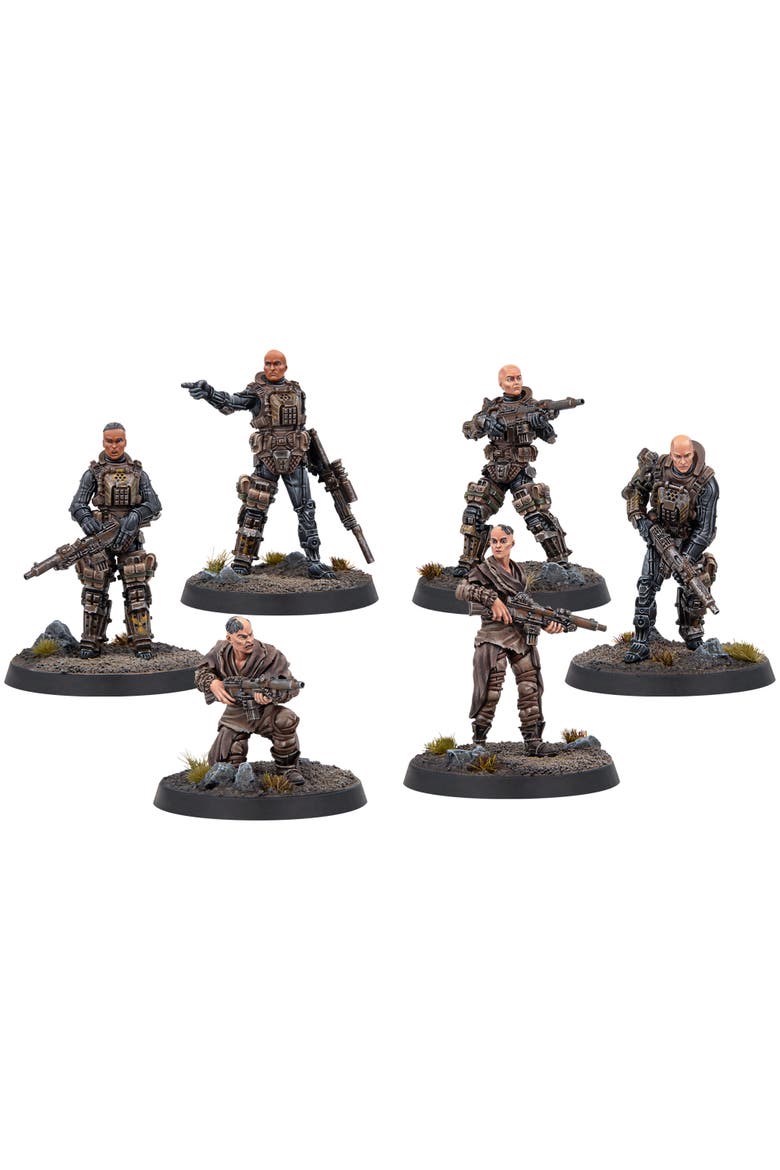 6 Resin Figures & Bases, Unpainted, Alternate, color, Multicolored