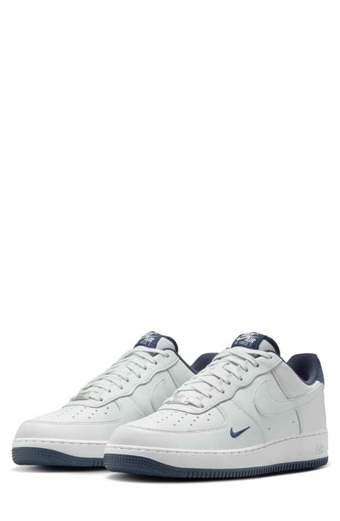 Air Force 1 '07 Basketball Sneaker