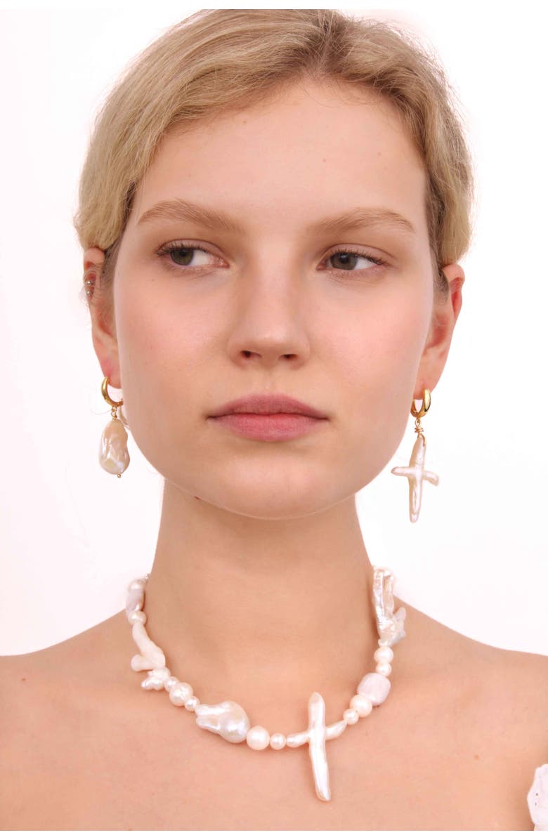 Velvet Luna Irregular Pearl Drop Earrings, Alternate, color, Gold